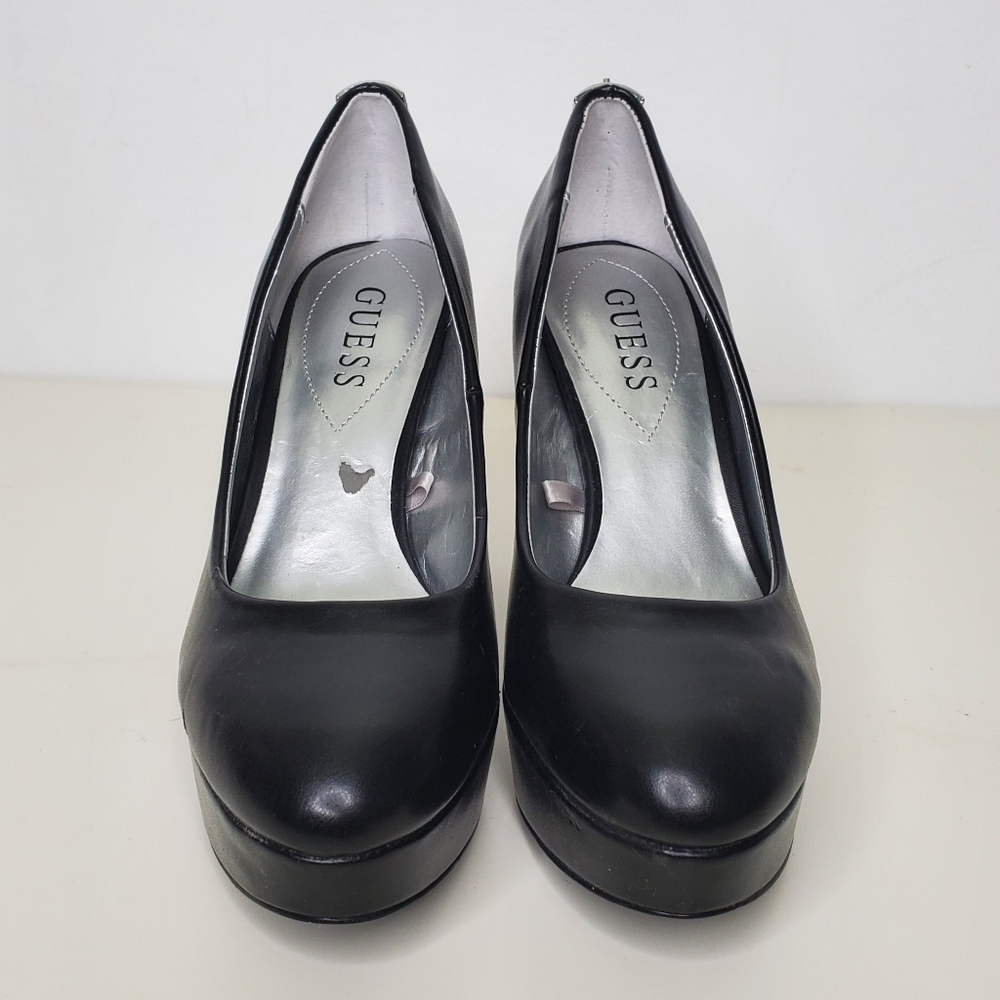 GUESS Black Leather Platform Pump Heels Lock Sz 7 - Picture 3 of 13